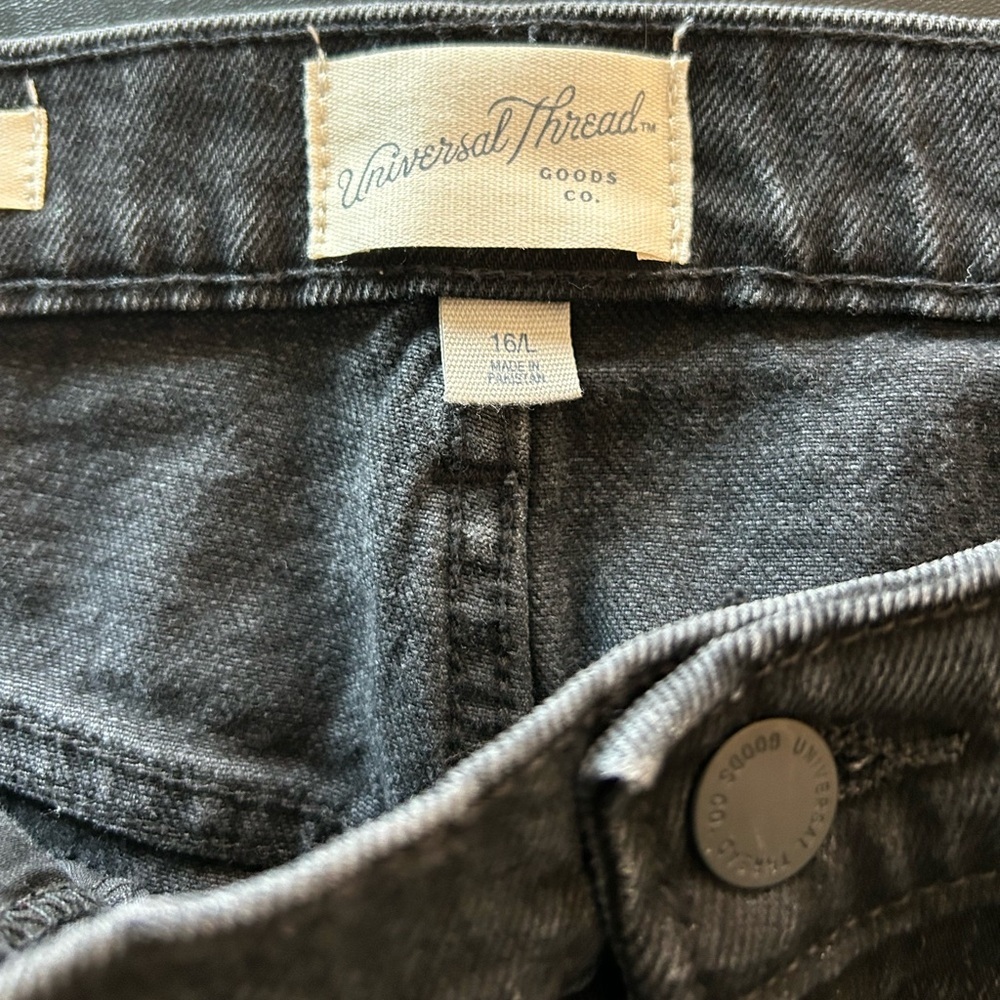 Universal Thread Womens HighRise Flared Leg Black Wash Comfort waist size 16Long - Picture 7 of 11